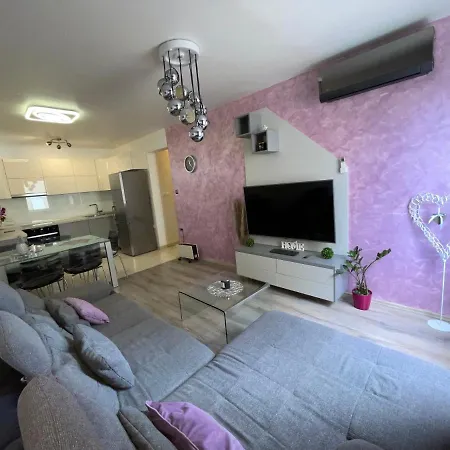 Luxury Bruno Apartman *