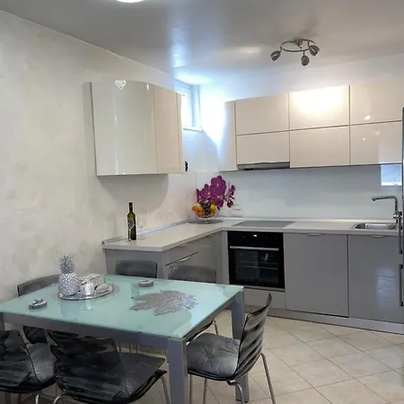 Luxury Bruno Apartman *