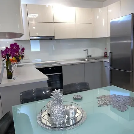 Апартаменты Luxury Bruno